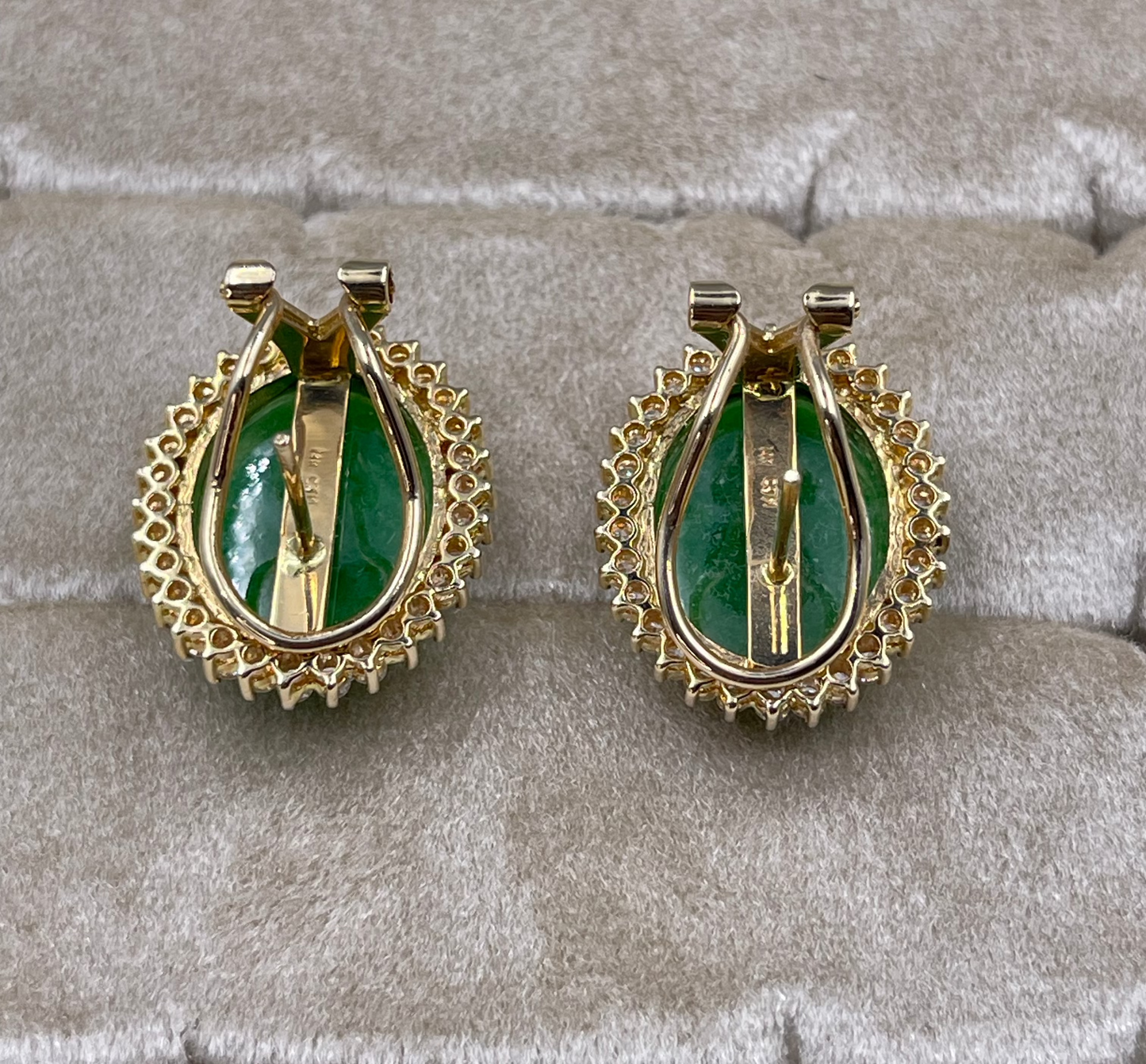 14K Yellow gold oval jade earrings