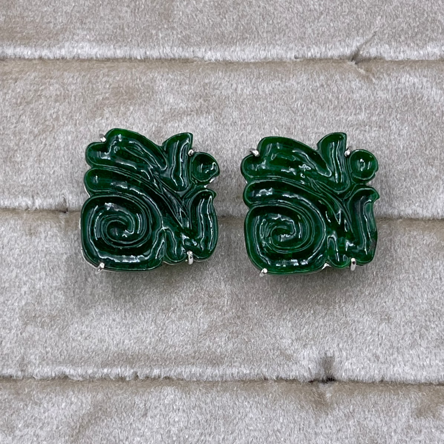 14K white gold carved square shape jade earrings