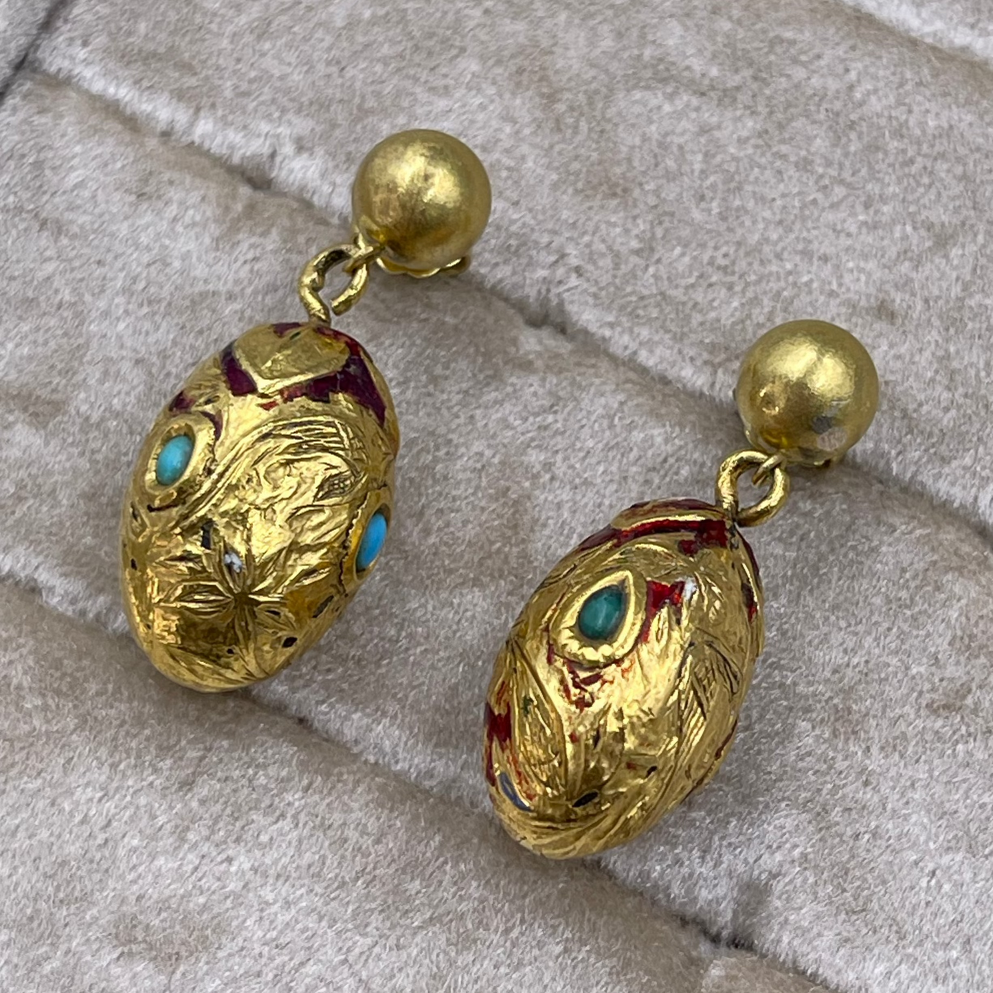 14K Yellow gold robins egg with turquoise  earring