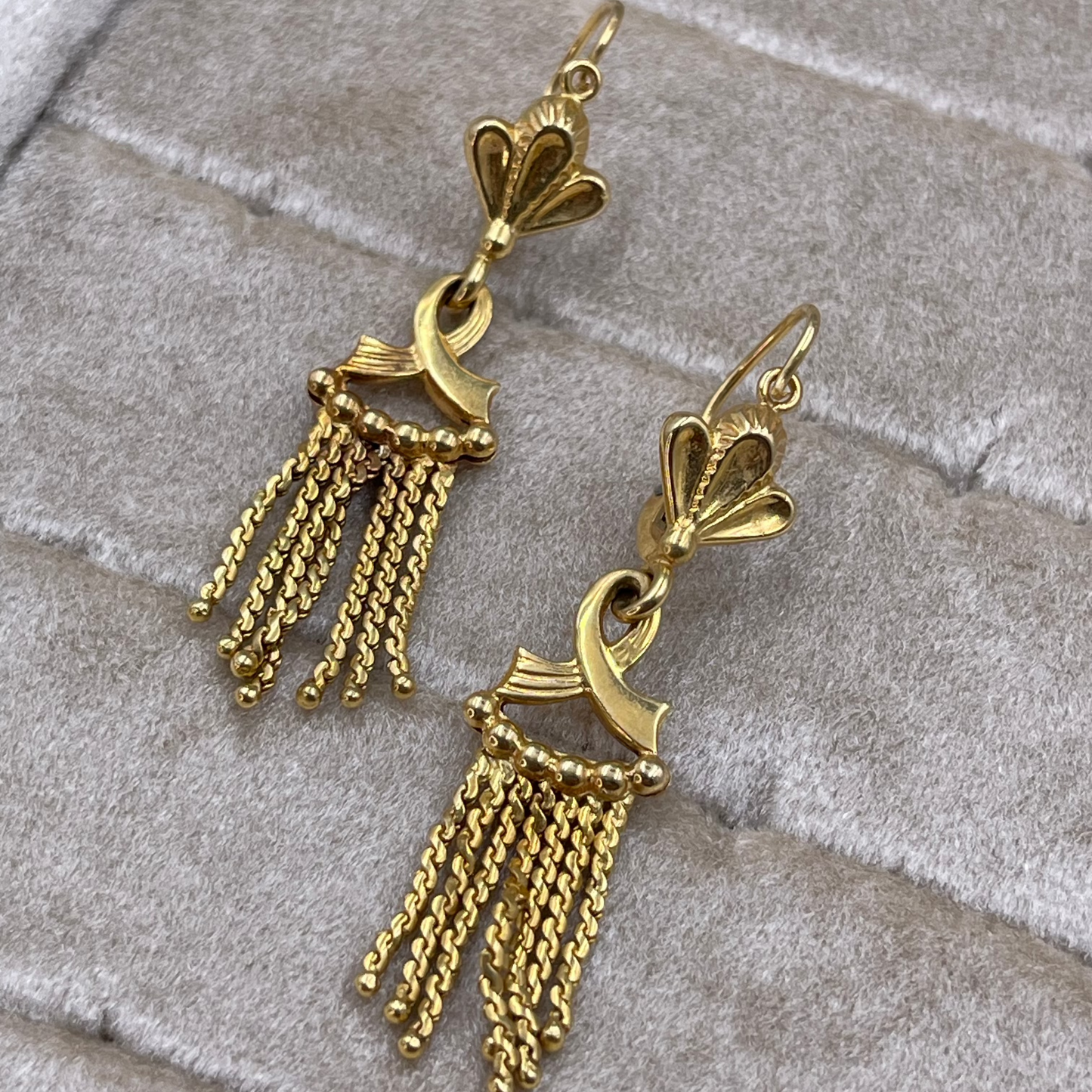 14K Yellow gold dangle earring