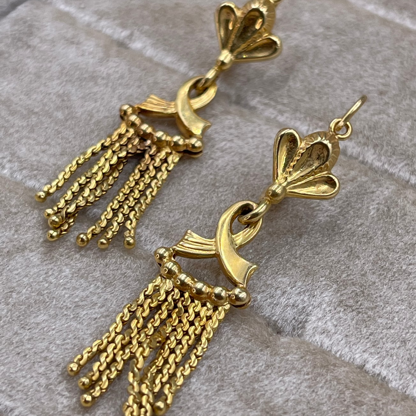 14K Yellow gold dangle earring