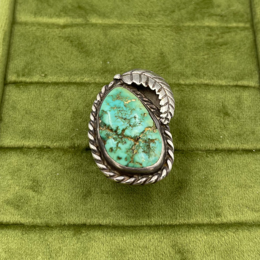 Irregularly shaped green turquoise & Feather ring